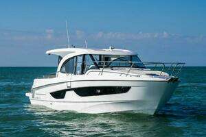 2026 Beneteau Antares 11 thumbnail 5