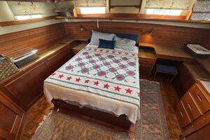 1989 Grand Banks 42 Motor Yacht thumbnail 70