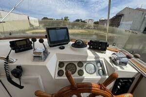 1989 Grand Banks 42 Motor Yacht thumbnail 36