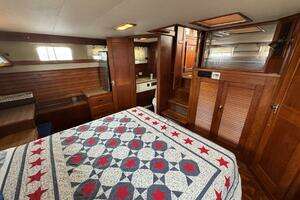 1989 Grand Banks 42 Motor Yacht thumbnail 73