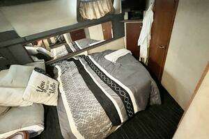 More Than Enough 38ft Cruisers Yachts Yacht For Sale