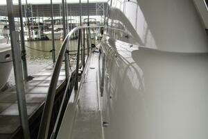2002 Sealine T47 thumbnail 14