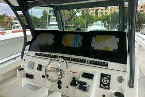  2017 HCB Sue&ntilde;os Yacht For Sale in fort lauderdale FL