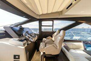 2021 Azimut S6 Sport Fly thumbnail 9