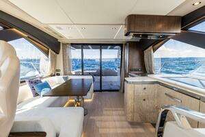 2021 Azimut S6 Sport Fly thumbnail 13
