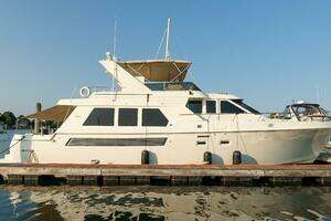  1996 Tollycraft 57 Pilothouse Motor Yacht Yacht For Sale in Wickford RI