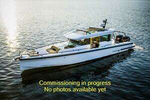  2024 Axopar 37XC CROSS CABIN Yacht For Sale in Fort Lauderdale FL
