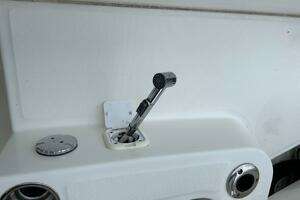 27ft Boston Whaler Yacht For Sale