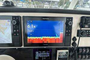 27ft Boston Whaler Yacht For Sale