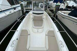 27ft Boston Whaler Yacht For Sale