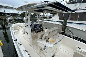 27ft Boston Whaler Yacht For Sale