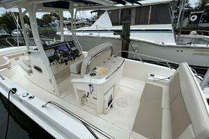27ft Boston Whaler Yacht For Sale