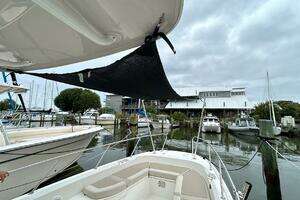 27ft Boston Whaler Yacht For Sale