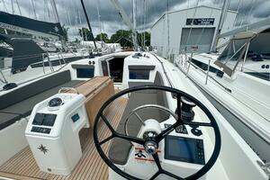 40FT (12.34M) JEANNEAU