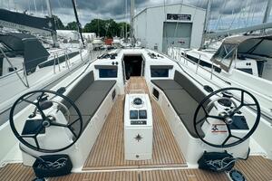 40FT (12.34M) JEANNEAU yacht for sale