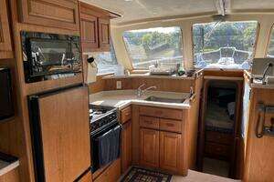 1999 Mainship thumbnail 12