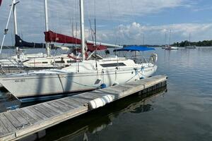 BIMINI 32ft Beneteau Yacht For Sale