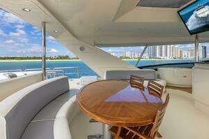 2000 Azimut thumbnail 39