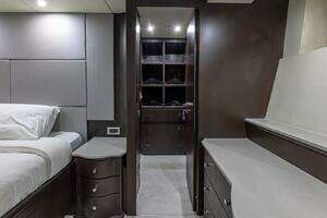 2000 Azimut thumbnail 87
