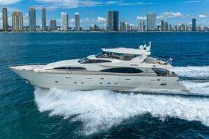 2000 Azimut thumbnail 6