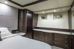 2000 Azimut thumbnail 81