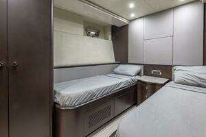 2000 Azimut thumbnail 88
