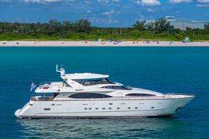 2000 Azimut thumbnail 23