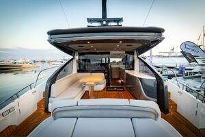 2026 Princess V55 thumbnail 34