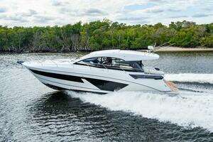 YOLO 2022 Beneteau Gran Turismo 45 Yacht For Sale in Delray Beach FL