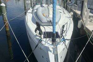 AQUA 2019 Jeanneau 490 Yacht For Sale in Longboat Key FL