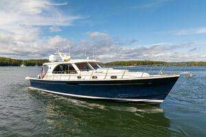 Mystique 2014 Grand Banks Eastbay 50 SX Yacht For Sale in Oxford MD