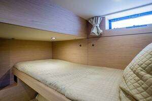 2026 Beneteau Grand Trawler 63 thumbnail 25