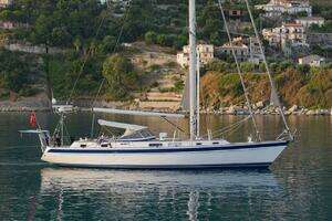 Persistence 2002 Hallberg-Rassy HR53 Yacht For Sale in West End 