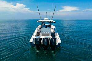 2020 Fountain 38 Center Console thumbnail 5