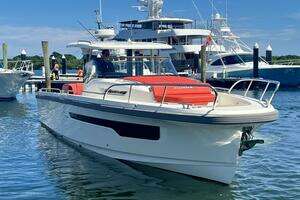 40ft Nimbus Yacht For Sale