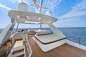 2015 Princess 72 Motoryacht thumbnail 13