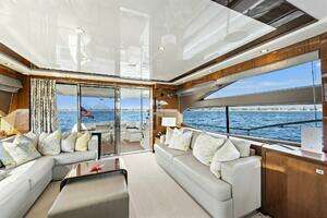 2015 Princess 72 Motoryacht thumbnail 20