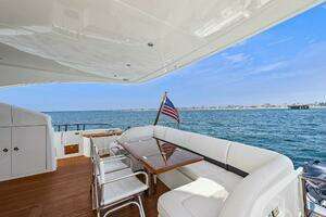 2015 Princess 72 Motoryacht thumbnail 16