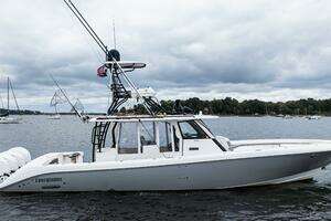 2017 Everglades 435 CC thumbnail 6