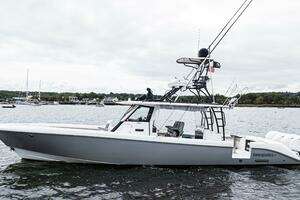 2017 Everglades 435 CC thumbnail 11