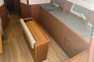 2014 Beneteau Sense 50 thumbnail 9