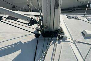2014 Beneteau Sense 50 thumbnail 39