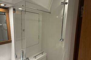 2014 Beneteau Sense 50 thumbnail 31