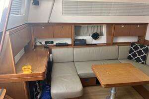 2014 Beneteau Sense 50 thumbnail 12