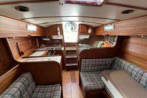 1984 Tartan 37 thumbnail 22
