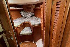 1984 Tartan 37 thumbnail 20