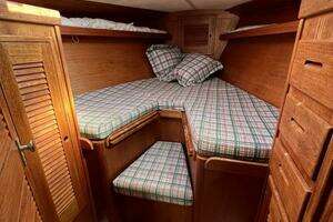 1984 Tartan 37 thumbnail 19