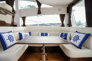 2017 Galeon 43 SKY thumbnail 15