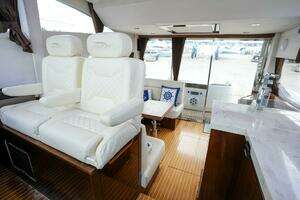 2017 Galeon 43 SKY thumbnail 20