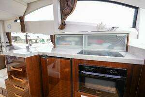 2017 Galeon 43 SKY thumbnail 18